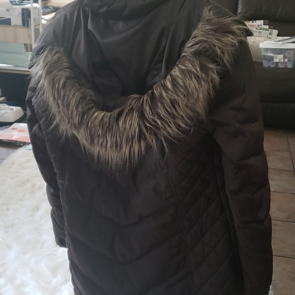 Coat - Picture 4 of 4